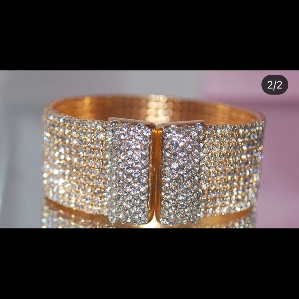 Amara cuff - Picture 2 of 2